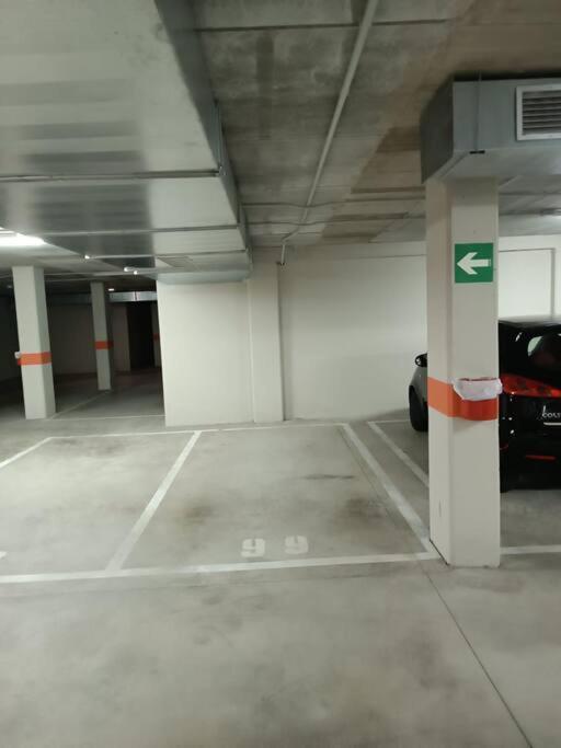 Ferienwohnung ¡Al Lado De La Clinica Oftalmologica Vega! Oviédo Exterior foto