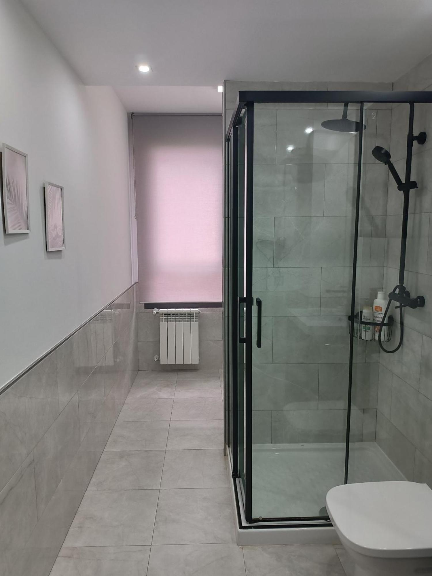 Ferienwohnung ¡Al Lado De La Clinica Oftalmologica Vega! Oviédo Exterior foto